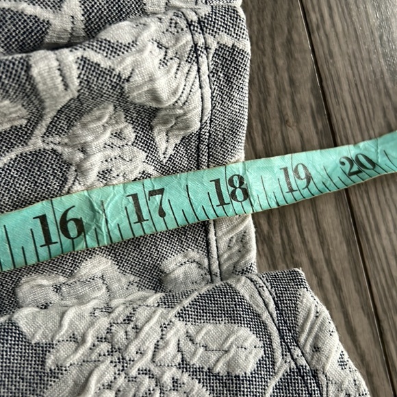 Beautiful dress by Lauren Conrad 🌺🍀🌺 - Picture 8 of 12